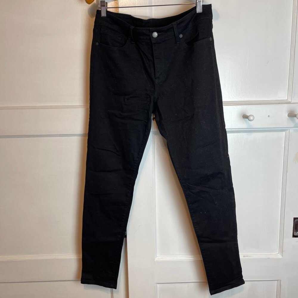 Fairlane Skinny Black Jeans